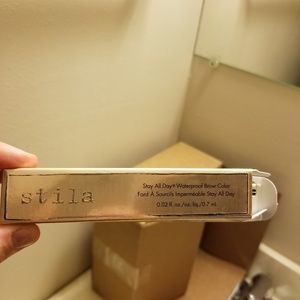 Stila eyebrow marker color "light"